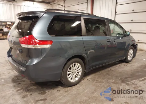 2014 Toyota Sienna Xle V6 8 Passenger from USA, damaged, VIN 5TDYK3DC4ES441993